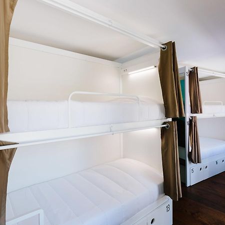 Lisbon South Hostel Almada Luaran gambar